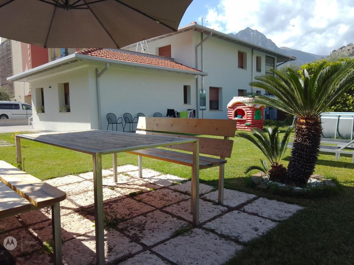 Sam&Sun Lägenhet Torbole Sul Garda Exteriör bild