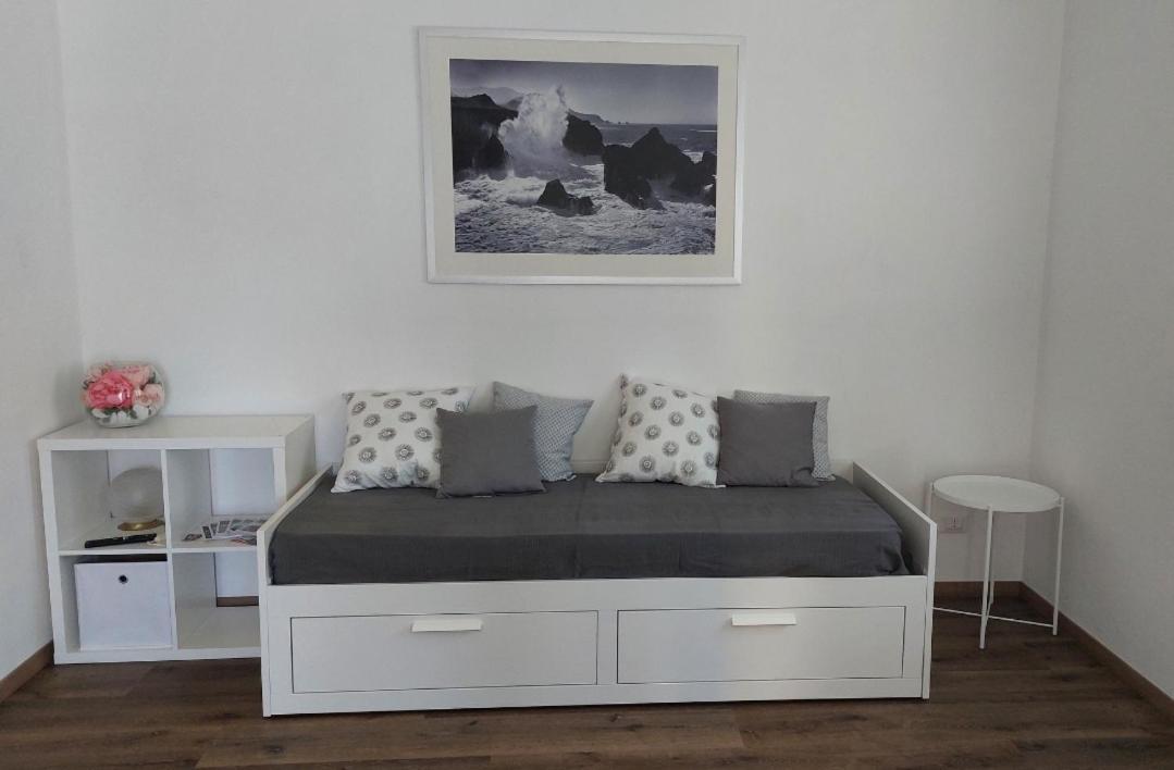 Sam&Sun Lägenhet Torbole Sul Garda Exteriör bild